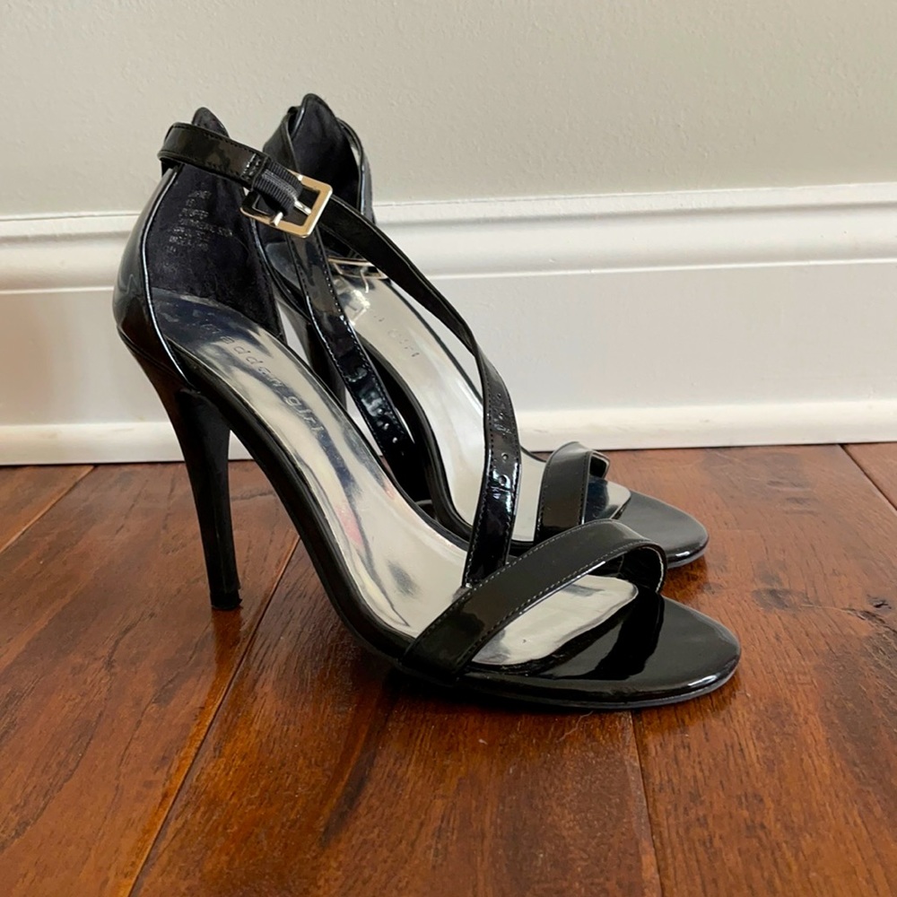 Madden Girl Patent Black Strappy Sandals, 8.5